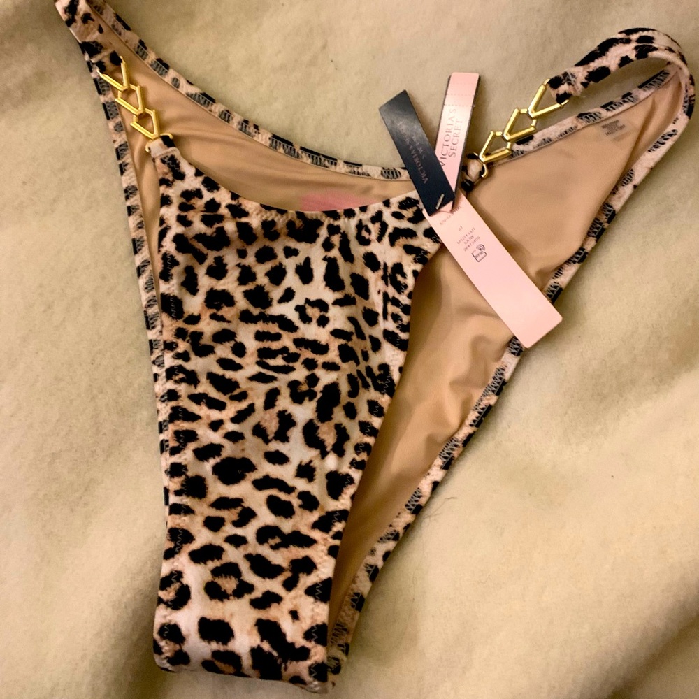 Victorias Secret M Cheetah High Cut Bikini bottoms